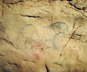 116. Painted horse with a carved arrow pointing at its heart.© Jesús Altuna