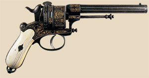 107. Revolver damasquiné portant des incrustations d’or. Eibar.