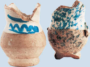 44. Earthenware vessels made in Ixona.© Jose López